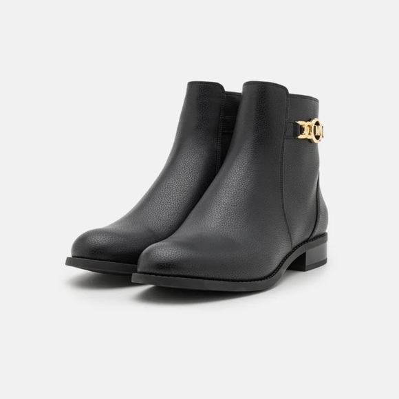 Micheal Kors black size 7.5 boot - Picture 1 of 2